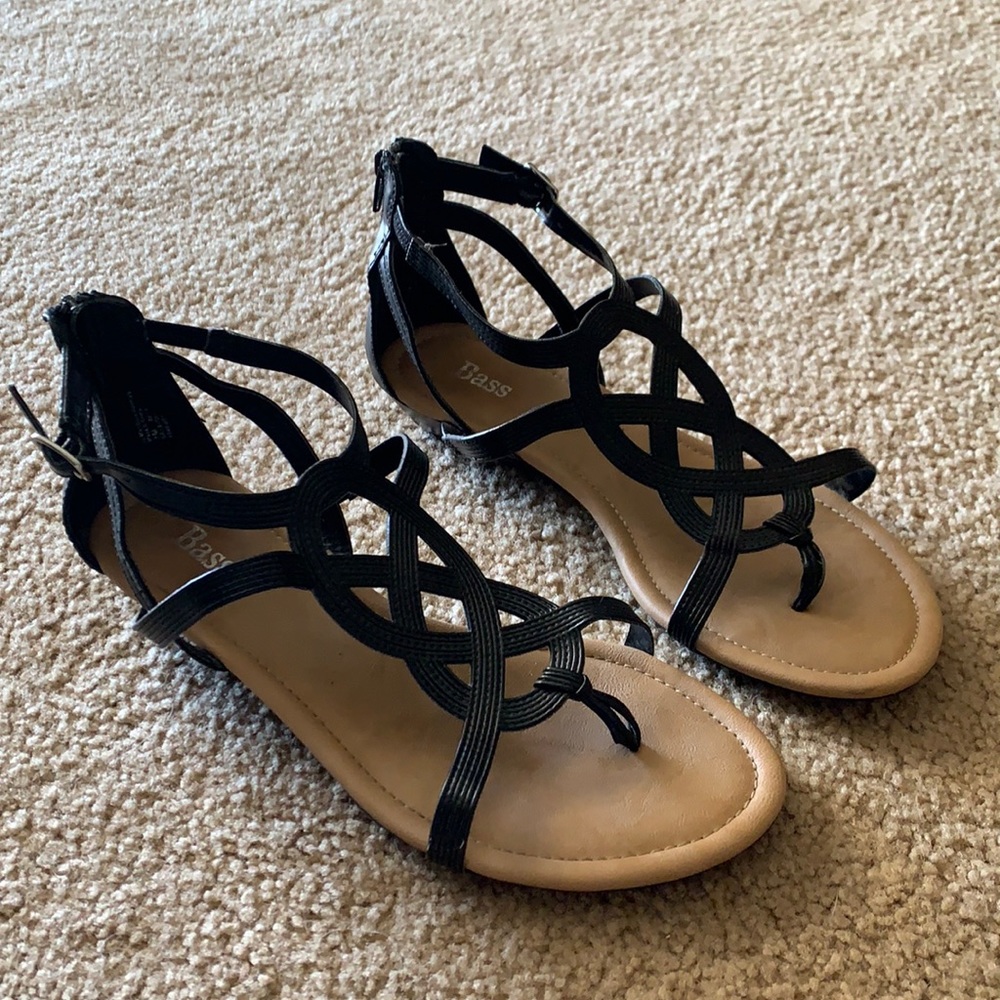 Bass Black Strappy Sandals